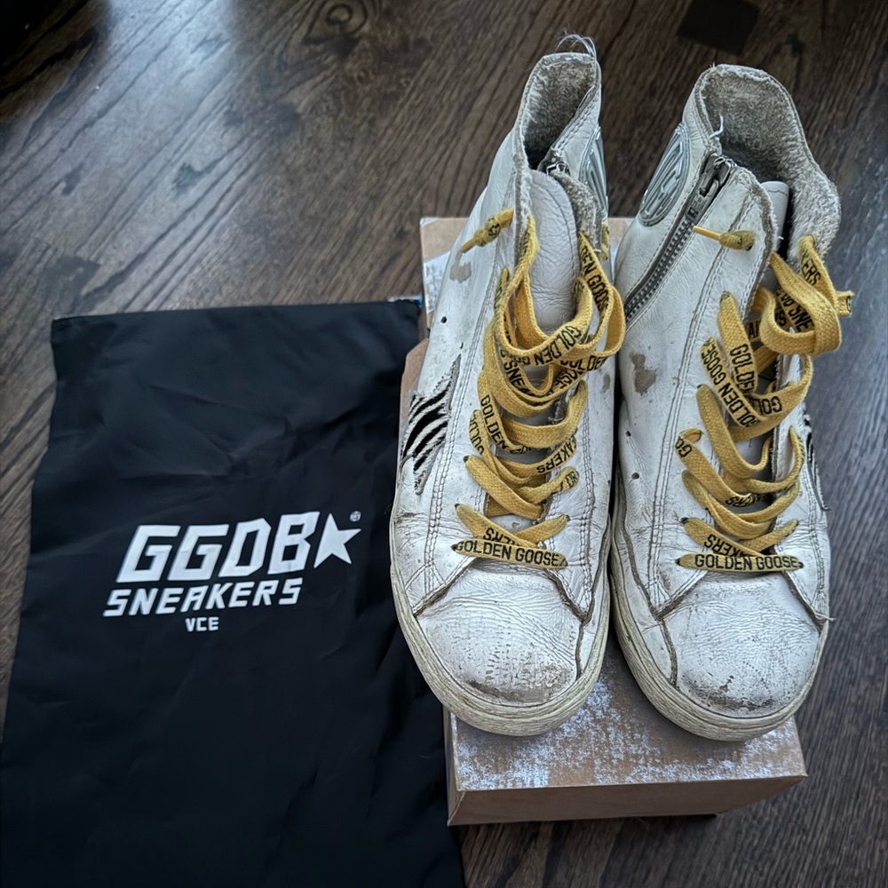 Golden Goose Sneakers